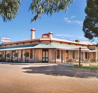 The Standpipe Golf Motor Inn - Melbourne Tourism
