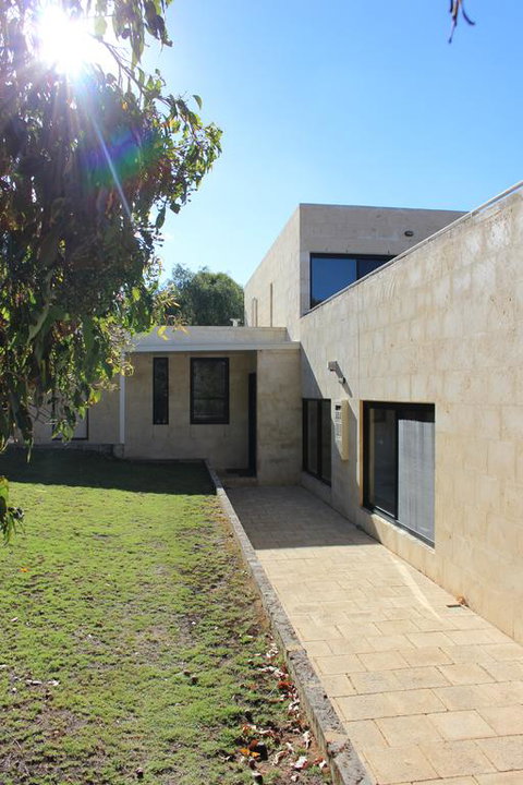 The Summer House - Melbourne Tourism 0
