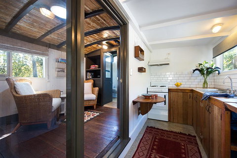 The Train - Melbourne Tourism 1