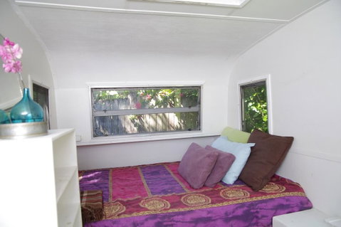 The Tree House, 6 Gowing Street - Melbourne Tourism 3