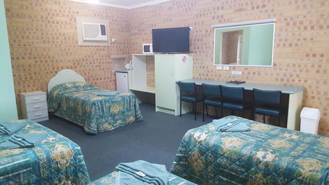Tiaro Motor Inn - Melbourne Tourism 3