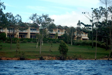 Tinaroo Lake Resort - Melbourne Tourism 2