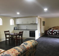 Tinder Lodge Studio - Melbourne Tourism
