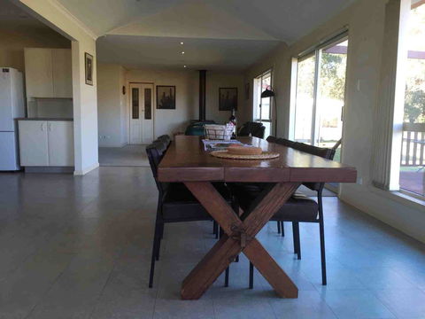Trentham East Country Retreat - Melbourne Tourism 1