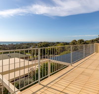 Tyrone Beach Retreat VIEWS - Melbourne Tourism