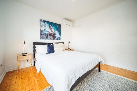 Urban Beach Shack-Metres From The Beach & Cafes - Melbourne Tourism 1
