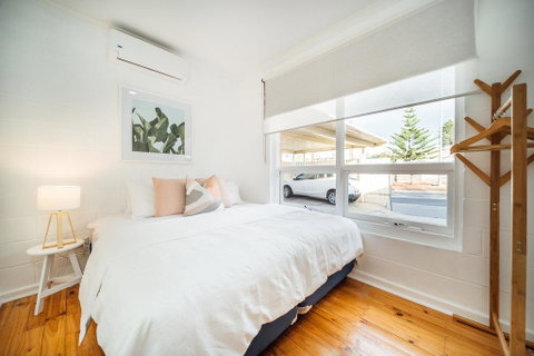 Urban Beach Shack-Metres From The Beach & Cafes - Melbourne Tourism 2