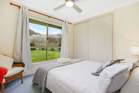 Valley View Townhouse - On The RAIL TRAIL - Melbourne Tourism 1