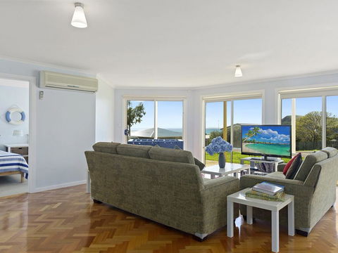 VALLEY VIEWS - 10 Valley Heights Drive - Melbourne Tourism 3