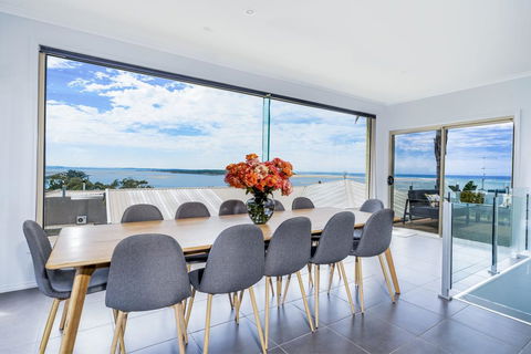 VIEWS FOREVER - INVERLOCH - Melbourne Tourism 1