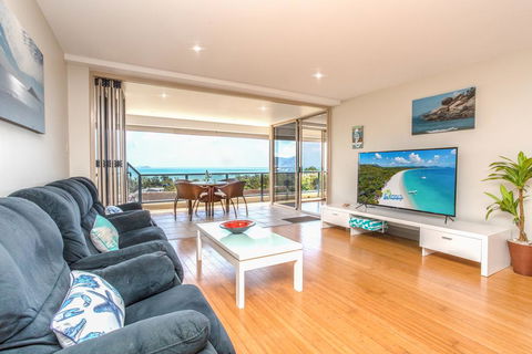 VIEWS ON ELSHEBY - Melbourne Tourism 0