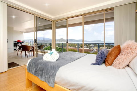 VIEWS ON ELSHEBY - Melbourne Tourism 1