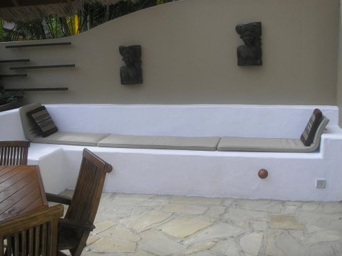 Villa Baci - Melbourne Tourism 2