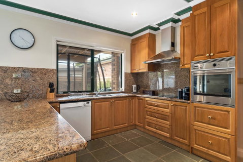 Villa Di Morcone By The Bay - Melbourne Tourism 2