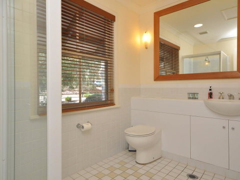 Villa Executive 2br Petit Verdot Resort Condo Located Within Cypress Lakes Resort (nothing Is More Central) - Melbourne Tourism 2