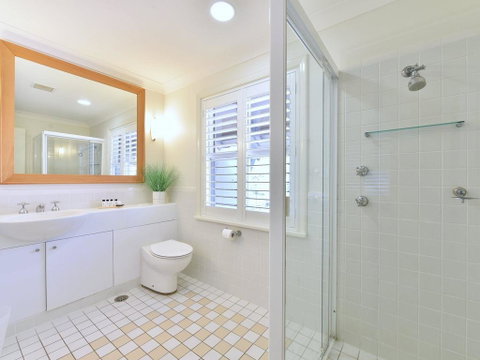Villa Executive 2br Quattro Resort Condo Located Within Cypress Lakes Resort (nothing Is More Central) - Melbourne Tourism 3