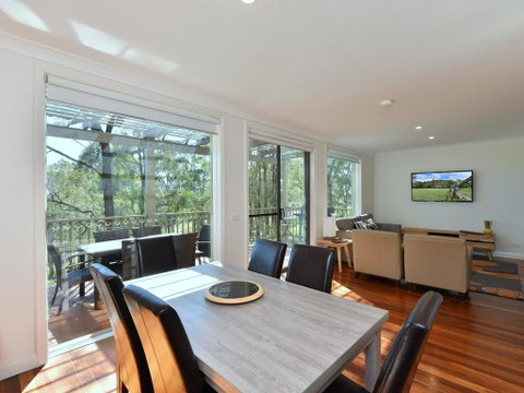 Villa Executive 2br Quattro Resort Condo Located Within Cypress Lakes Resort (nothing Is More Central) - Melbourne Tourism 2