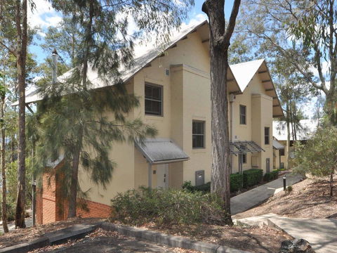 Villa Joie De Vie Located Within Cypress Lakes - Melbourne Tourism 2