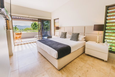 Villa Mercedes - Luxury Holiday Villa - Melbourne Tourism 0