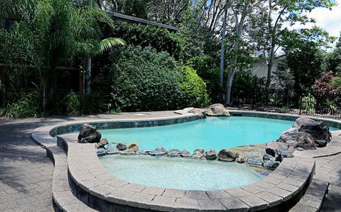 Villa Noosa Hotel - Melbourne Tourism 2