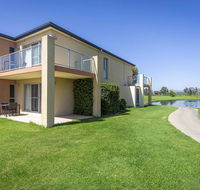 Villa On The Green - Melbourne Tourism