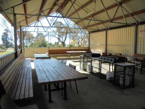 Wagga Wagga Tourist Park - Melbourne Tourism 1