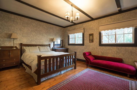 Walhalla Coach House - Melbourne Tourism 1