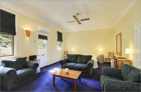 Walhalla's Star Hotel - Melbourne Tourism 2