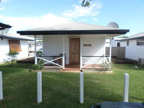 Warrego Hotel Motel Cunnamulla - Melbourne Tourism 0
