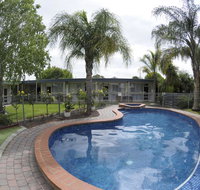 Warrina Motor Inn - Melbourne Tourism