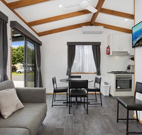 Warrnambool Holiday Village - Melbourne Tourism