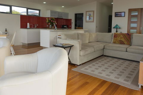 Watercolours - Melbourne Tourism 3