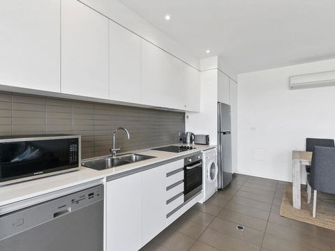 WATERFRONT SEVEN - In The Heart Of Lorne - Melbourne Tourism 1