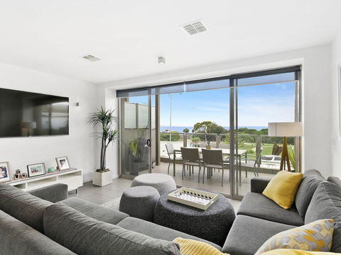 WATERFRONT TWO - Position Perfect , , , NEW LISTING 2019, , ,  - Melbourne Tourism 0