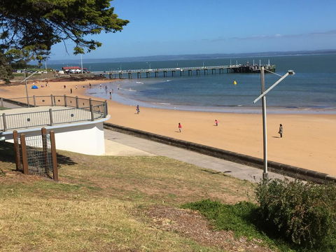 Waterfront@Waves - Melbourne Tourism 0