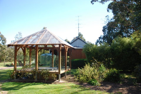 Bluegum Ridge Cottages - Melbourne Tourism 25