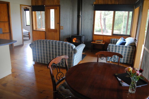 Bluegum Ridge Cottages - Melbourne Tourism 13