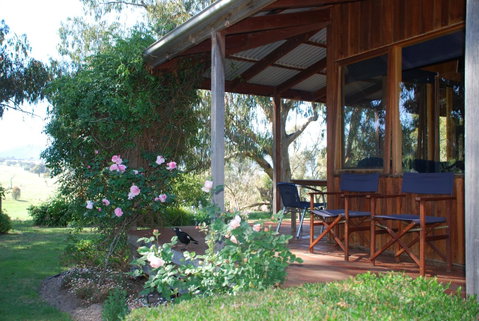 Bluegum Ridge Cottages - Melbourne Tourism 21