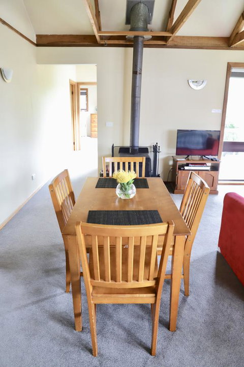 Red Ceder Cottage - Great Ocean Road - Port Campbell - Melbourne Tourism 15