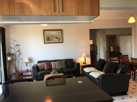 Hillâ€™s Creek Holiday Home - Melbourne Tourism 0