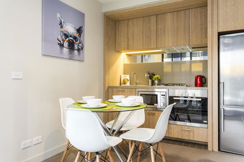 Complete Host 50 Claremont St Apartments - Melbourne Tourism 14