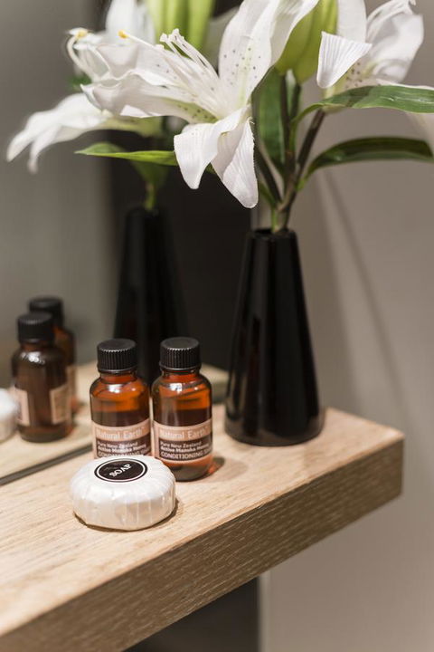 Complete Host 50 Claremont St Apartments - Melbourne Tourism 9