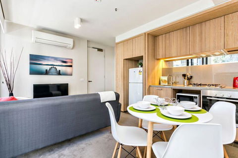 Complete Host 50 Claremont St Apartments - Melbourne Tourism 25