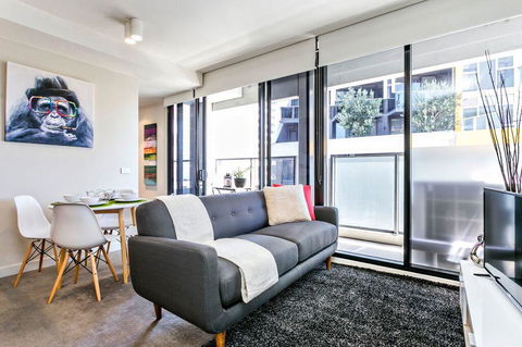 Complete Host 50 Claremont St Apartments - Melbourne Tourism 17