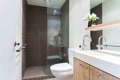 Complete Host 50 Claremont St Apartments - Melbourne Tourism 24