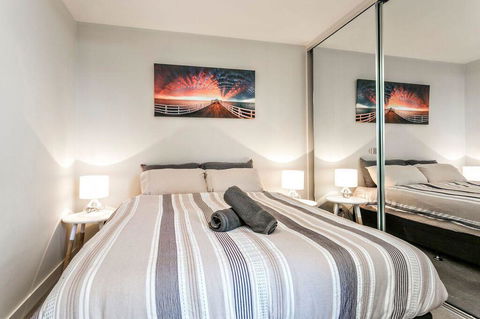 Complete Host 50 Claremont St Apartments - Melbourne Tourism 21