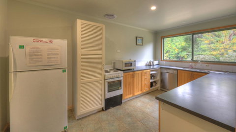 Aspens Springs Farmstay - Melbourne Tourism 3