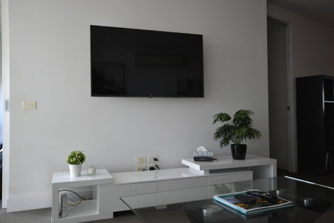 Society Accommodation - Melbourne Tourism 9