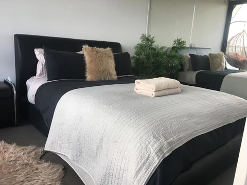 Society Accommodation - Melbourne Tourism 4