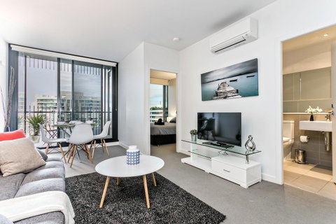 Complete Host Leopold Apartments - Melbourne Tourism 20